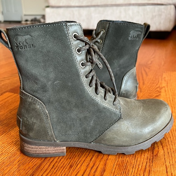 SOREL Green Combat Boots (WATERPROOF) - Picture 3 of 7